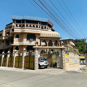 Empire Palace Hotel